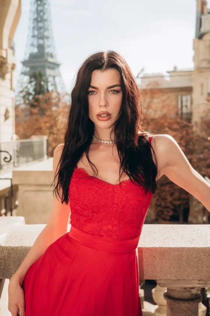 Solo Photoshoot at Trocadéro